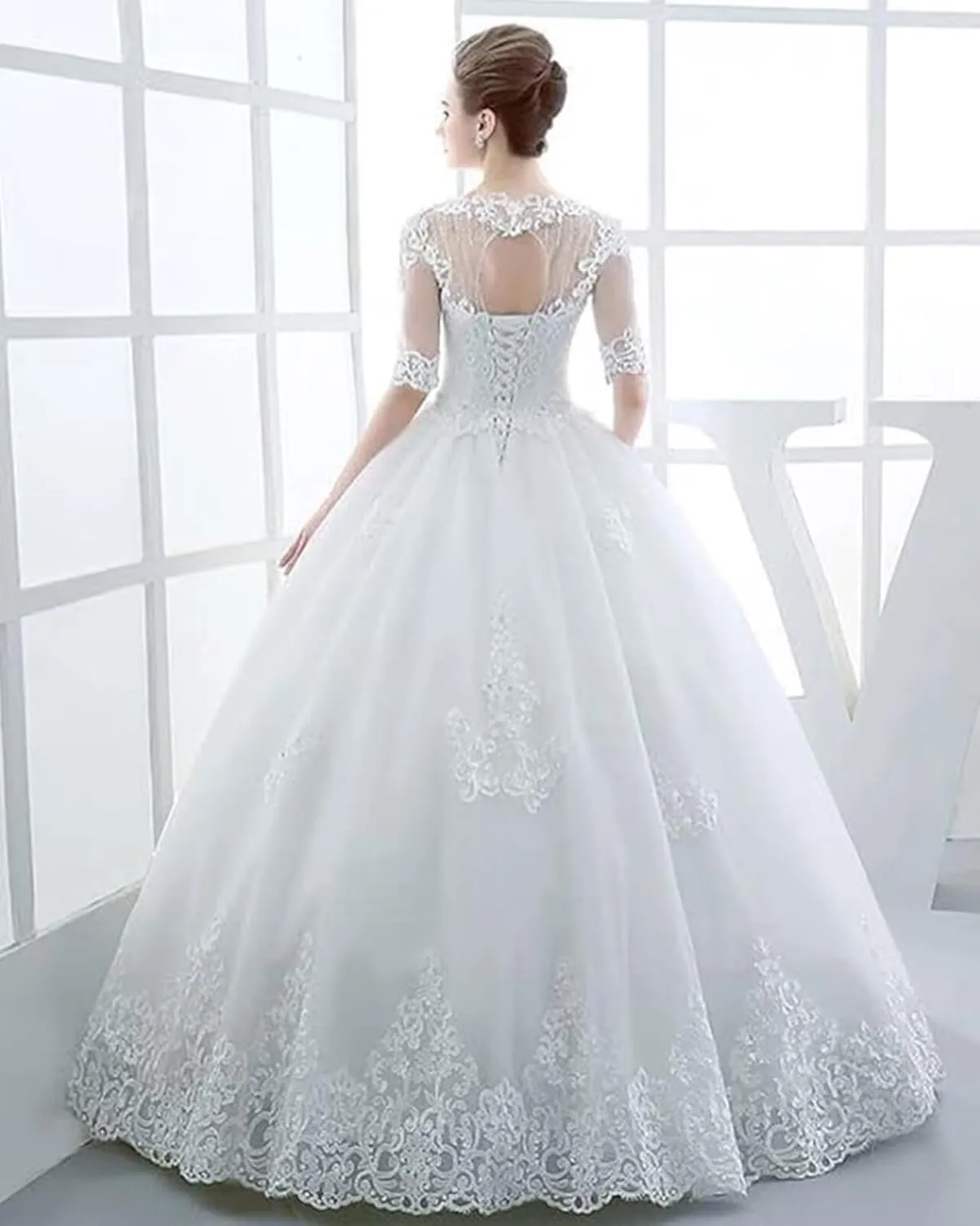 Gorgeous Women's Lace Applique Wedding Dresses for Bride Half Sleeves Tulle Formal Bridal Gown with Lace Up Back