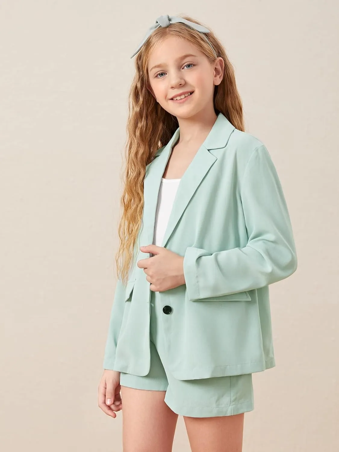 WDIRARA Girl's 2 Piece Outfits Button Front Long Sleeve Blazer and Shorts Set